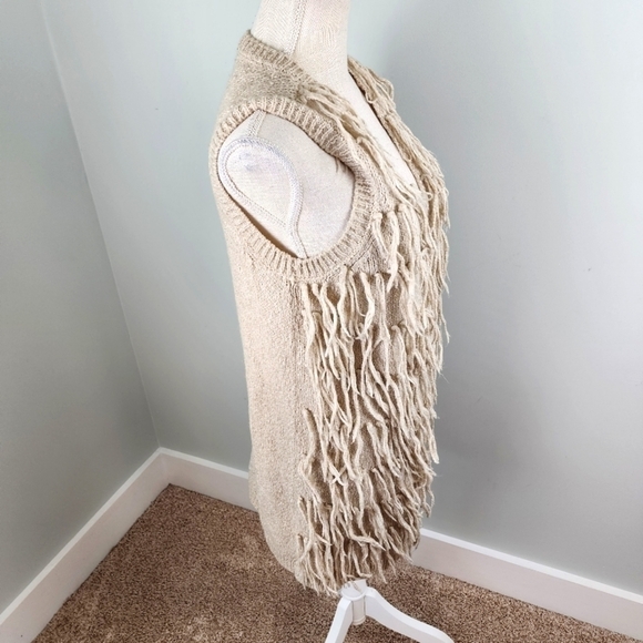 H&M Beige Shaggy Tassel Boho Hippy Festival Long Open Fringe Sweater Size Small - Picture 6 of 11